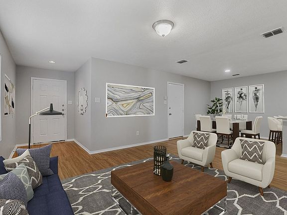 3rd image of 468 Brookbank Dr