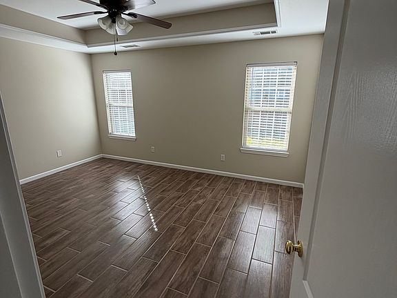 3rd image of 1302 Shirewood Ct