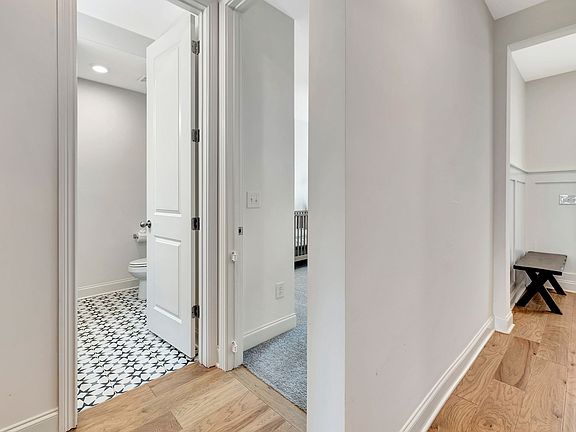 5th image of 3017 Shandor St