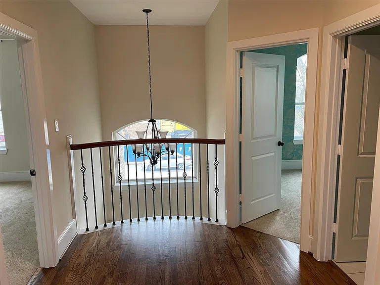 5105 Maple St — Photo 22