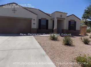 1011 W Angus Rd, San Tan Valley, AZ 85143