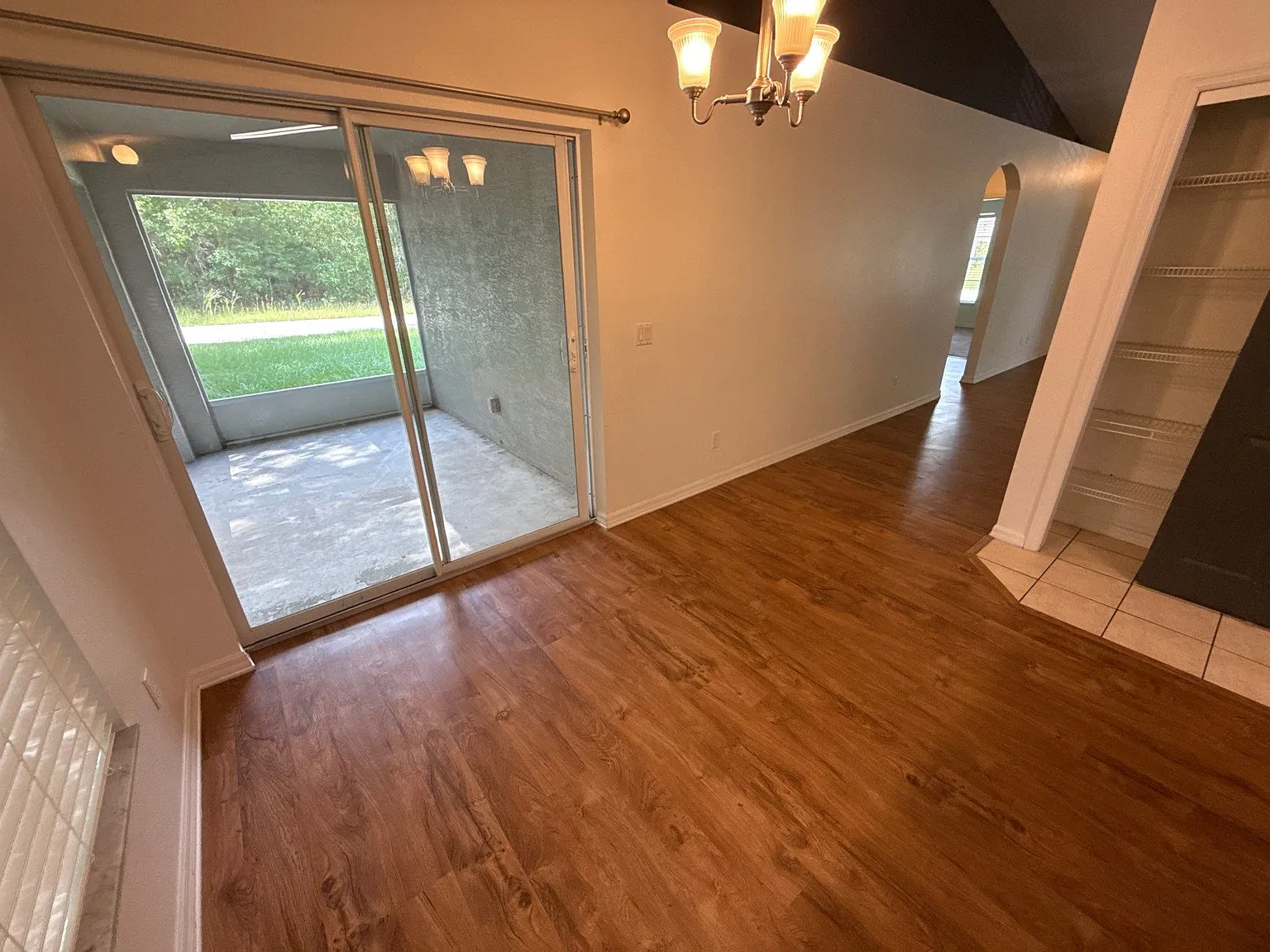 3 bed, 2.0 bath, $1,600 — Photo 2