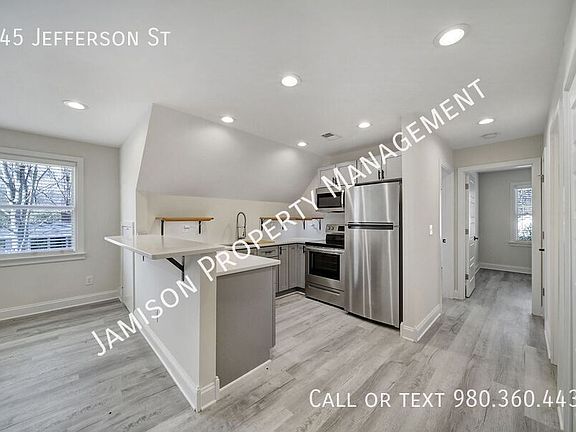 4th image of 345 Jefferson St