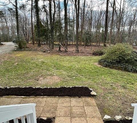 5th image of 4020 Jefferson Woods Dr