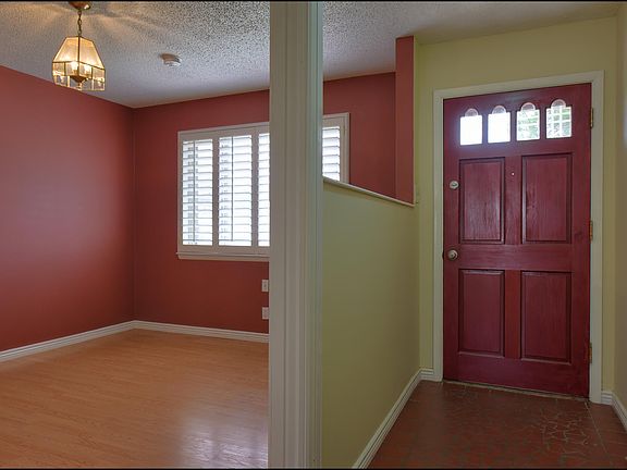 5th image of 613 Westview Ave