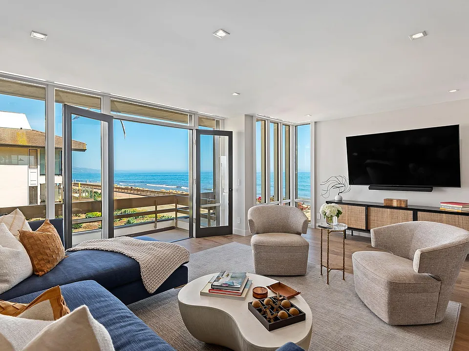 1333 Plaza Pacifica