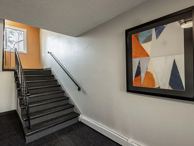 Cove Apartments — Photo 6