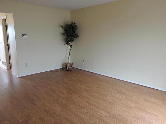 2nd image of 7759 Deercrest Ct
