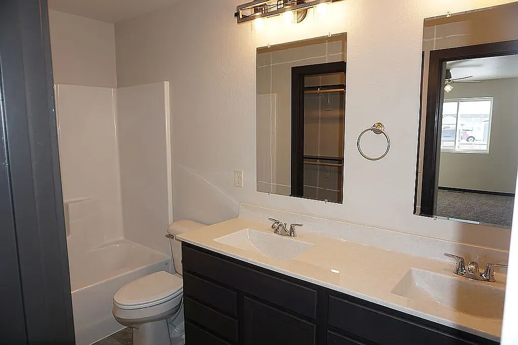 Master Bathroom - Civil Way
