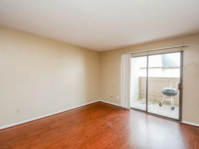8519 Hearth Dr #26 — Photo 15