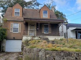 229 Green Oak Dr, Huntington, WV 25705