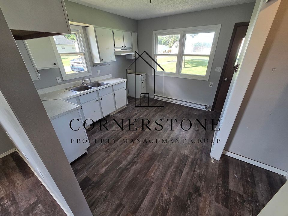 2nd image of 410 Meade St #1