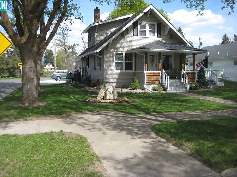 1st image of 597 2nd Avenue East N