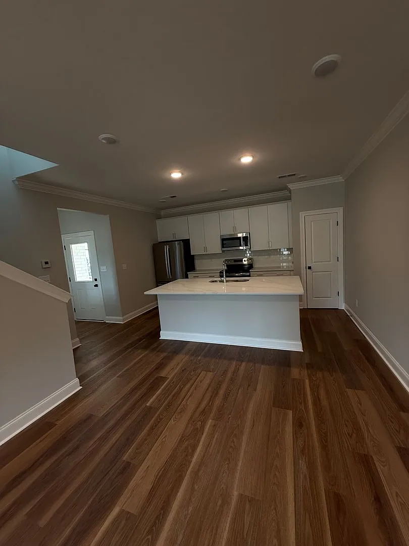 Patterson Place — Photo 3