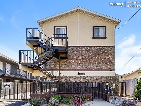 2nd image of 907 N Inglewood Ave APT 3