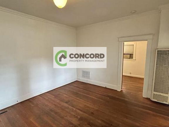 3rd image of 309 Isabel St APT 2