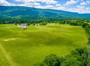 231 E Valley Rd, Whitwell, TN 37397