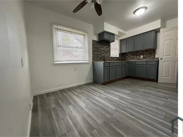 12862 Dresden St, Detroit, MI 48205