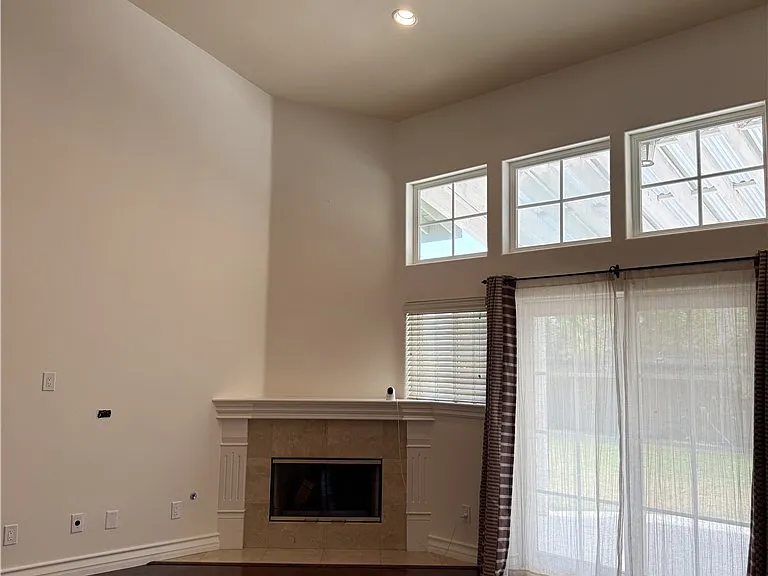 10026 Green St — Photo 6