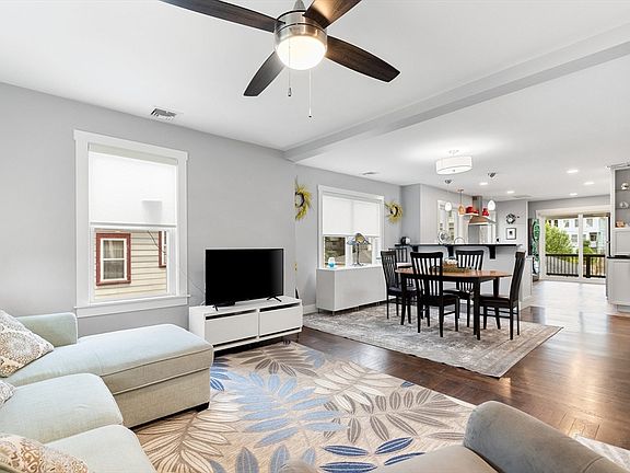 2nd image of 44 Brimmer St #44