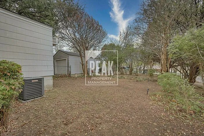 4437 Donnelly Ave — Photo 22