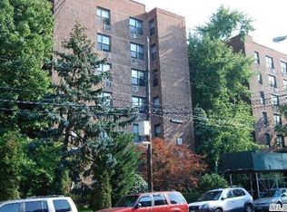 6515 38th Ave, Flushing, NY 11377