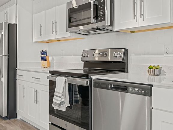 3rd image of 2342 Sweet Parkway Rd #304