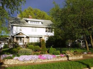 1901 E 9th St, Des Moines, IA 50316