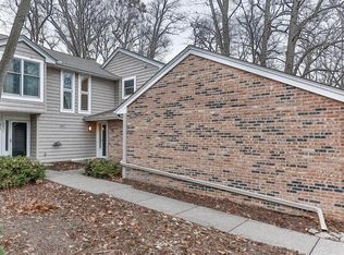 8823 Basswood Rd, Eden Prairie, MN 55344