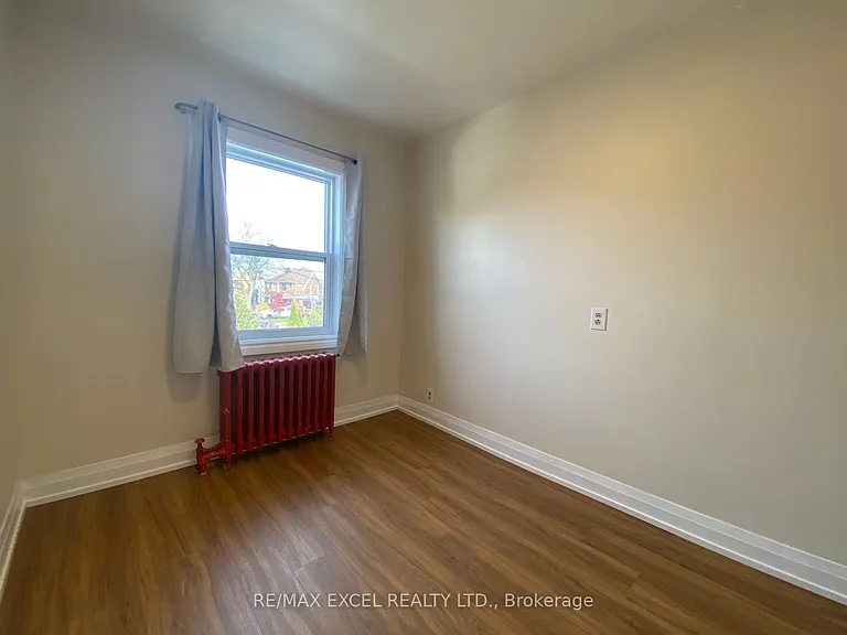 443 Vaughan Rd — Photo 20