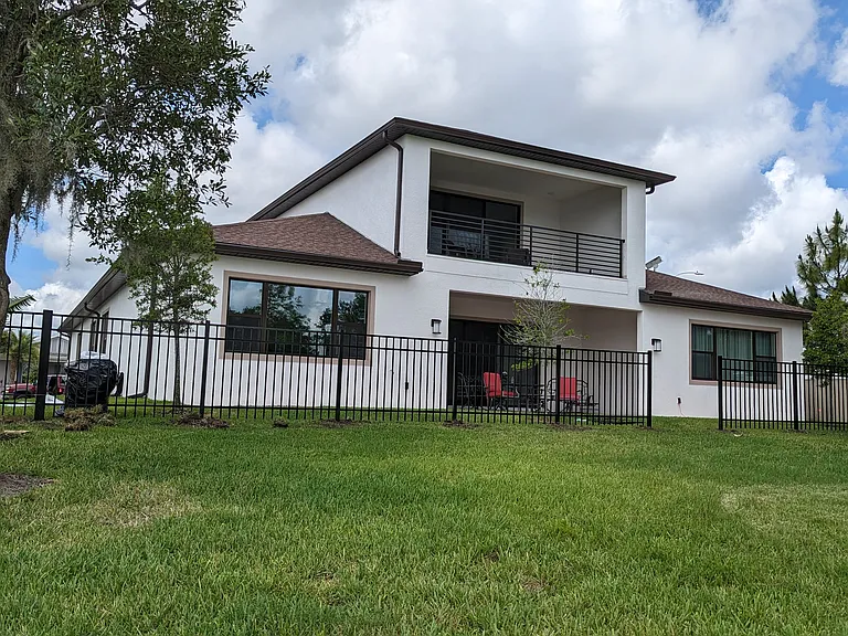 7876 Roma Dune Dr — Photo 2