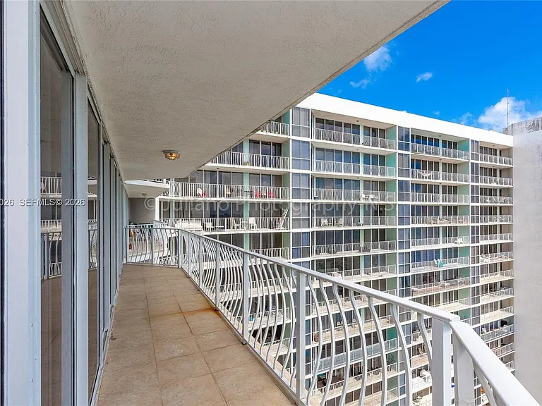 7601 E Treasure Dr #2309 — Photo 15