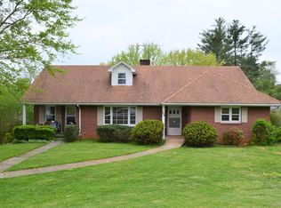 109 Edgewood Dr, Galax, VA 24333