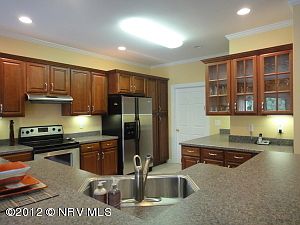 3rd image of 412 Clairmont Dr