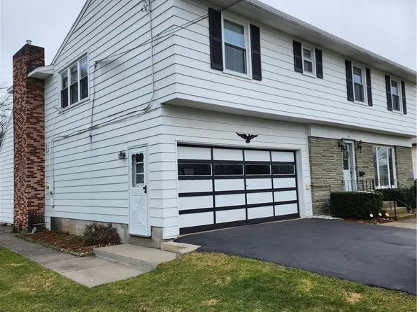 27 Lansing Ave, Cortland, NY 13045