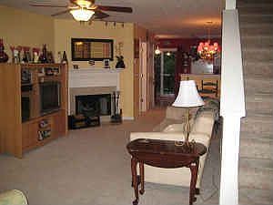 652 Flintlock Ct. - Living Room