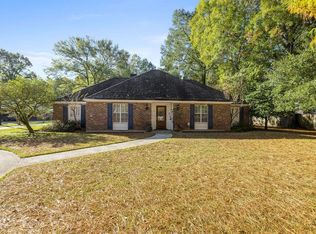 8108 Hunstock Ave, Denham Springs, LA 70706