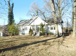 808 Cathey Rd, Charlotte, NC 28214