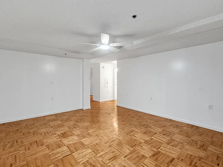 357 Commercial St #219 — Photo 7