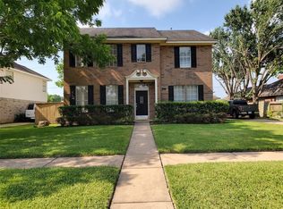 6722 Flowermound Dr, Sugar Land, TX 77479