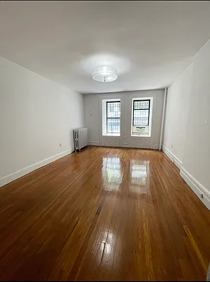 Rented by Oxford Property Group | media 2