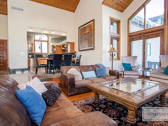 4th image of 2150 Alpine Dr E