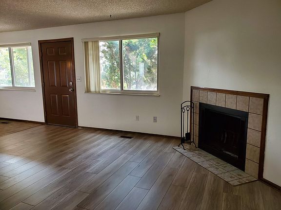 3rd image of 5538 Fiesta Ln #0