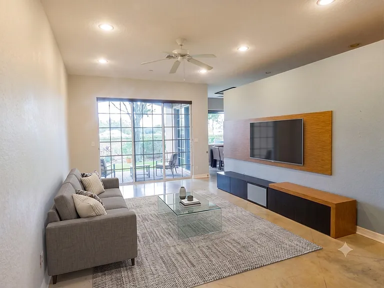 30 Beechdale Ln — Photo 2