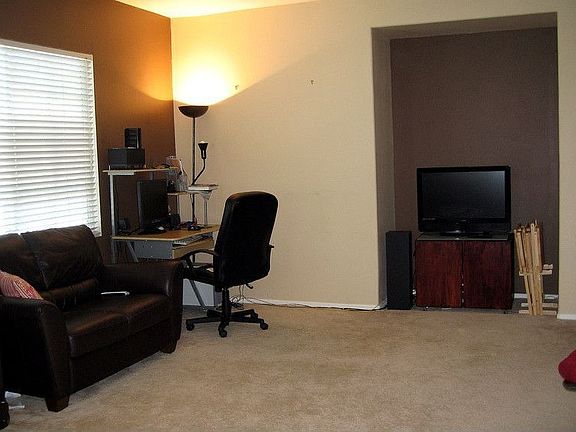 5th image of 24010 Amphora Pl