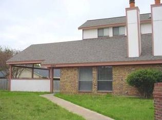 2204 Madrid Ct, Arlington, TX 76013