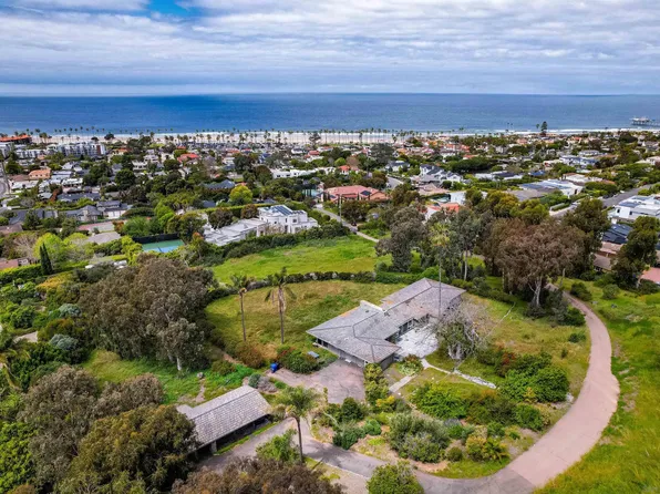 8303 La Jolla Shores Dr, La Jolla, CA 92037