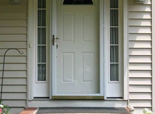 11 Lenape Rd, Flemington, NJ 08822