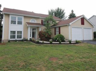 5593 Reebok Dr, Hilliard, OH 43026