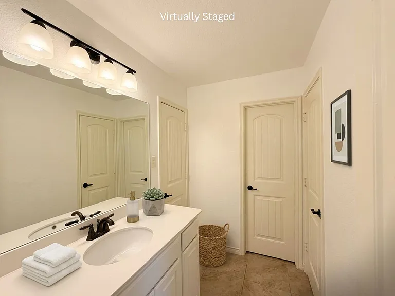 160 Stevenson Dr — Photo 43
